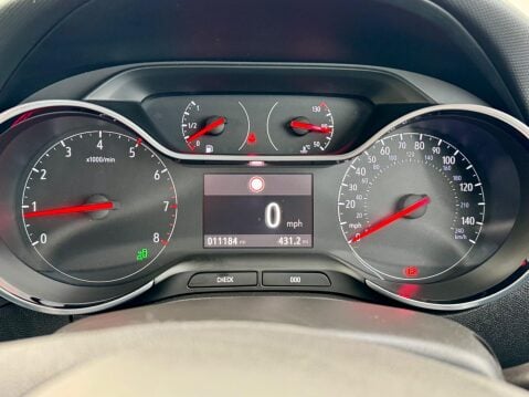 Vauxhall Crossland 1.2 Turbo Ultimate Auto Euro 6 (s/s) 5dr 31