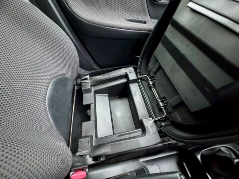 Nissan Note 1.6 16V Tekna Euro 4 5dr 34