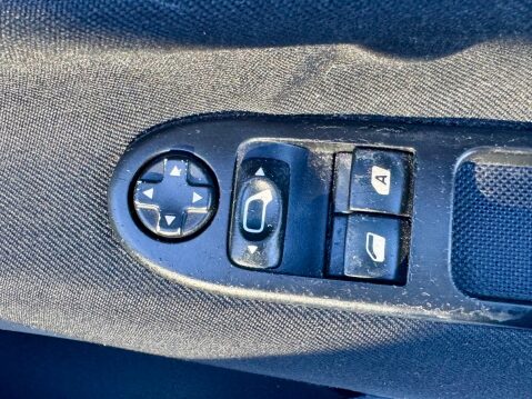 Peugeot 207 ACTIVE 15