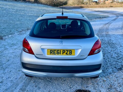 Peugeot 207 ACTIVE 4