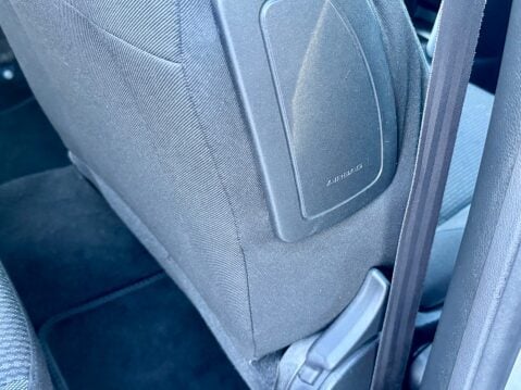 Peugeot 207 ACTIVE 39