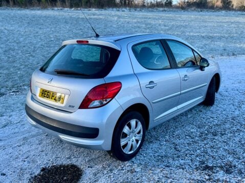 Peugeot 207 ACTIVE 3