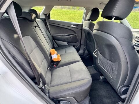 Hyundai TUCSON 1.6 GDI S CONNECT 52