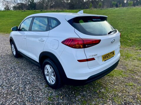 Hyundai TUCSON 1.6 GDI S CONNECT 6