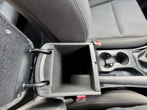 Hyundai TUCSON 1.6 GDI S CONNECT 40