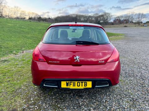 Peugeot 308 1.6 VTi ENVY 5 Door 4