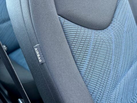 Peugeot 308 1.6 VTi ENVY 5 Door 17