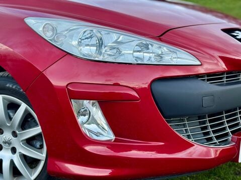 Peugeot 308 1.6 VTi ENVY 5 Door 11