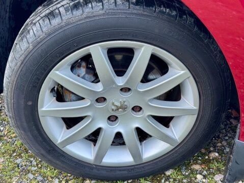 Peugeot 308 1.6 VTi ENVY 5 Door 41