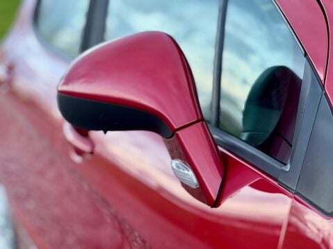 Peugeot 308 1.6 VTi ENVY 5 Door 12