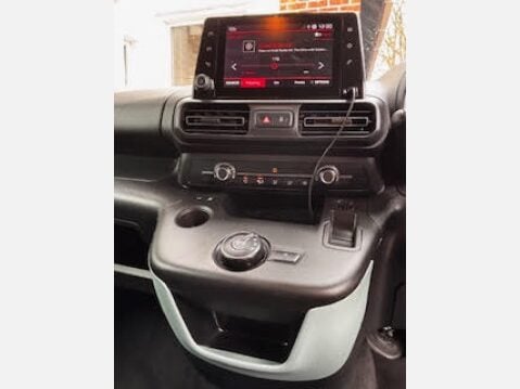 Citroen Berlingo BLUEHDI FEEL M S/S EAT8 6