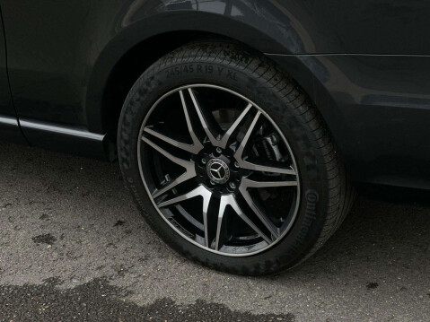 Mercedes-Benz V Class 2.0 V300d AMG Line G-Tronic+ Euro 6 (s/s) 5dr 8 Seat XLWB 22
