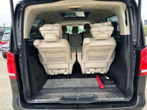 Mercedes-Benz V Class 2.0 V300d AMG Line G-Tronic+ Euro 6 (s/s) 5dr 8 Seat XLWB 54