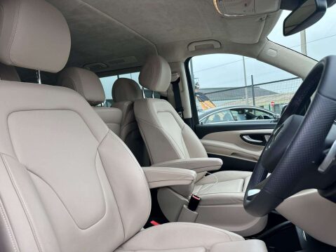 Mercedes-Benz V Class 2.0 V300d AMG Line G-Tronic+ Euro 6 (s/s) 5dr 8 Seat XLWB 34