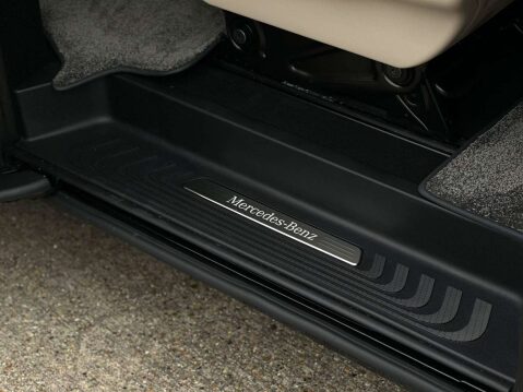 Mercedes-Benz V Class 2.0 V300d AMG Line G-Tronic+ Euro 6 (s/s) 5dr 8 Seat XLWB 10