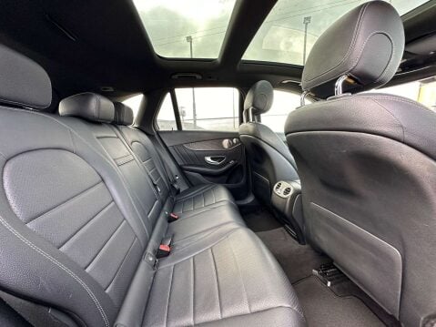 Mercedes-Benz GLC 2.1 GLC220d AMG Line (Premium Plus) G-Tronic 4MATIC Euro 6 (s/s) 5dr 21