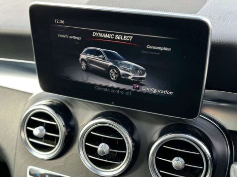 Mercedes-Benz GLC 2.1 GLC220d AMG Line (Premium Plus) G-Tronic 4MATIC Euro 6 (s/s) 5dr 33
