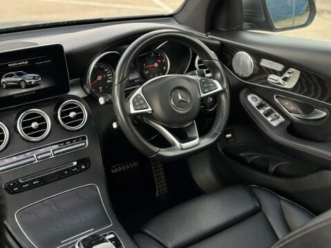 Mercedes-Benz GLC 2.1 GLC220d AMG Line (Premium Plus) G-Tronic 4MATIC Euro 6 (s/s) 5dr 2