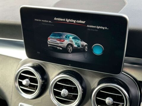 Mercedes-Benz GLC 2.1 GLC220d AMG Line (Premium Plus) G-Tronic 4MATIC Euro 6 (s/s) 5dr 37