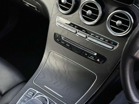 Mercedes-Benz GLC 2.1 GLC220d AMG Line (Premium Plus) G-Tronic 4MATIC Euro 6 (s/s) 5dr 25