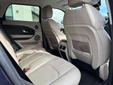 Land Rover Range Rover Evoque 2.0 eD4 SE Tech FWD Euro 6 (s/s) 5dr 35