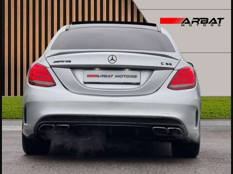 Mercedes-Benz C Class 4.0 C63 V8 BiTurbo AMG (Premium) SpdS MCT Euro 6 (s/s) 4dr 15
