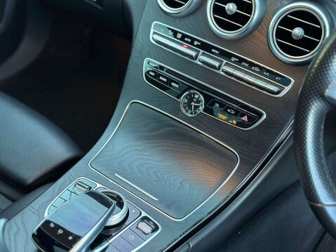 Mercedes-Benz C Class 2.1 C220d AMG Line (Premium Plus) 7G-Tronic+ Euro 6 (s/s) 4dr 36