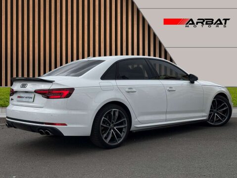 Audi S4 3.0 TFSI V6 Saloon 4dr Petrol Tiptronic quattro Euro 6 (s/s) (354 ps) 18