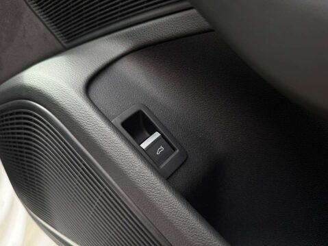 Audi S4 3.0 TFSI V6 Saloon 4dr Petrol Tiptronic quattro Euro 6 (s/s) (354 ps) 29