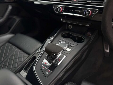 Audi S4 3.0 TFSI V6 Saloon 4dr Petrol Tiptronic quattro Euro 6 (s/s) (354 ps) 43