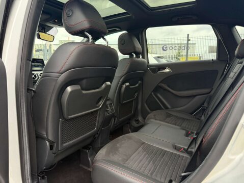 Mercedes-Benz B Class 2.1 B 200 AMG Line Premium+ D Auto 5dr 28