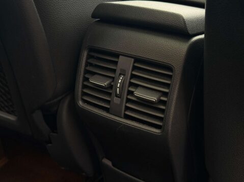 Mercedes-Benz B Class 2.1 B 200 AMG Line Premium+ D Auto 5dr 37