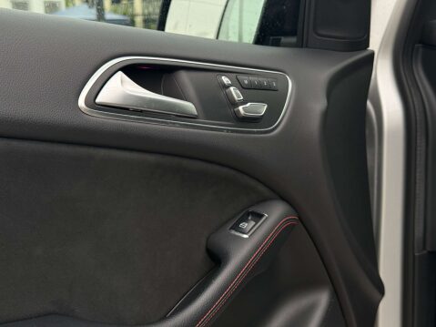 Mercedes-Benz B Class 2.1 B 200 AMG Line Premium+ D Auto 5dr 38