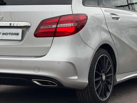 Mercedes-Benz B Class 2.1 B 200 AMG Line Premium+ D Auto 5dr 57