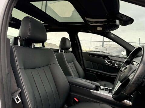 Mercedes-Benz E Class 2.1 E300 SE Bluetec Premium+ Hybrid Auto 4dr 27