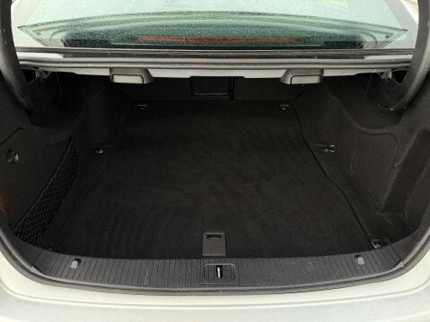 Mercedes-Benz E Class 2.1 E300 SE Bluetec Premium+ Hybrid Auto 4dr 52