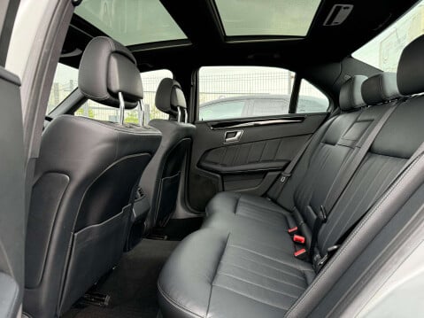 Mercedes-Benz E Class 2.1 E300 SE Bluetec Premium+ Hybrid Auto 4dr 54