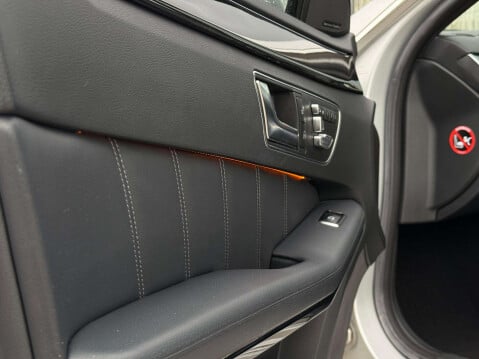 Mercedes-Benz E Class 2.1 E300 SE Bluetec Premium+ Hybrid Auto 4dr 61