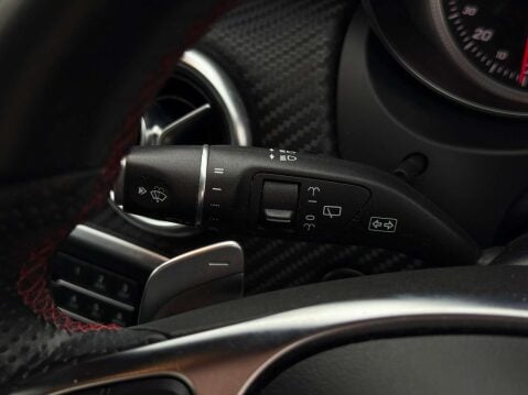 Mercedes-Benz A Class 2.1 A 200 D AMG Line Premium Auto 5dr 27
