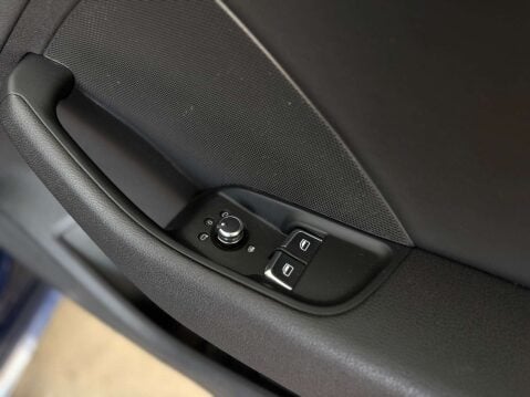 Audi S3 2.0 TFSI Hatchback 3dr Petrol S Tronic quattro Euro 6 (s/s) (300 ps) 27