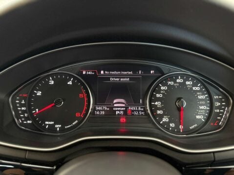 Audi A4 2.0 TDI Black Edition Saloon 4dr Diesel S Tronic quattro Euro 6 (s/s) (190 34
