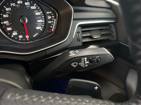 Audi A4 2.0 TDI Black Edition Saloon 4dr Diesel S Tronic quattro Euro 6 (s/s) (190 30