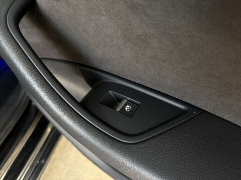 Audi A4 2.0 TDI Black Edition Saloon 4dr Diesel S Tronic quattro Euro 6 (s/s) (190 48