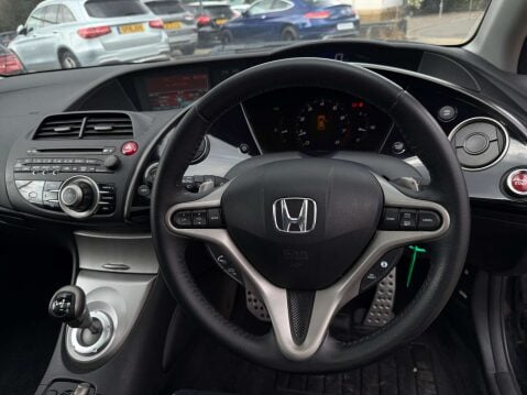 Honda Civic 1.8 Civic EX i-VTec Semi-Auto 5dr 21