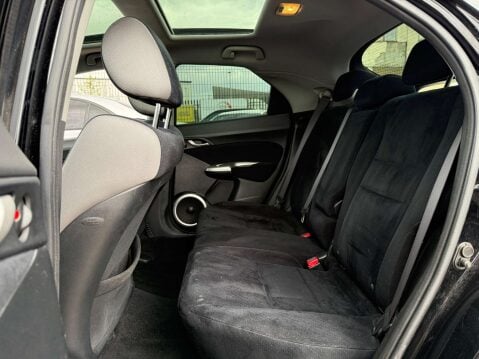 Honda Civic 1.8 Civic EX i-VTec Semi-Auto 5dr 38