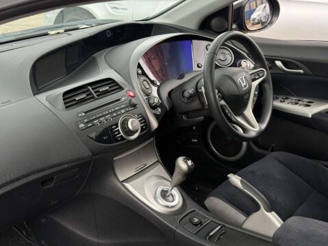 Honda Civic 1.8 Civic EX i-VTec Semi-Auto 5dr 43