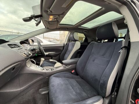 Honda Civic 1.8 Civic EX i-VTec Semi-Auto 5dr 44
