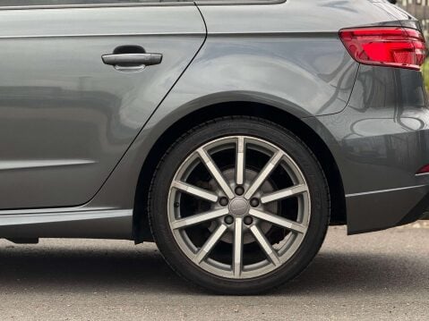 Audi A3 1.5 A3 Sportback Black Edition TFSI Semi-Auto 5dr 32
