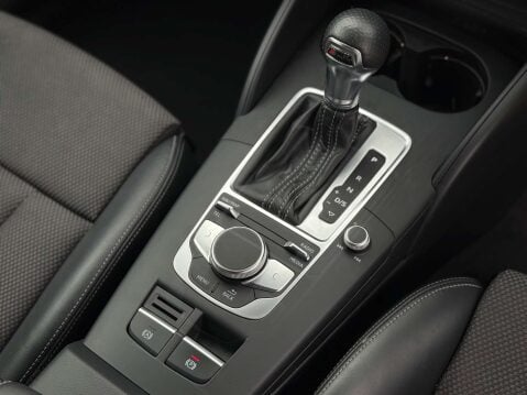 Audi A3 1.5 A3 Sportback Black Edition TFSI Semi-Auto 5dr 13
