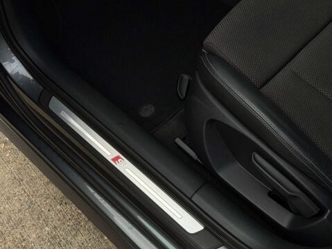 Audi A3 1.5 A3 Sportback Black Edition TFSI Semi-Auto 5dr 50